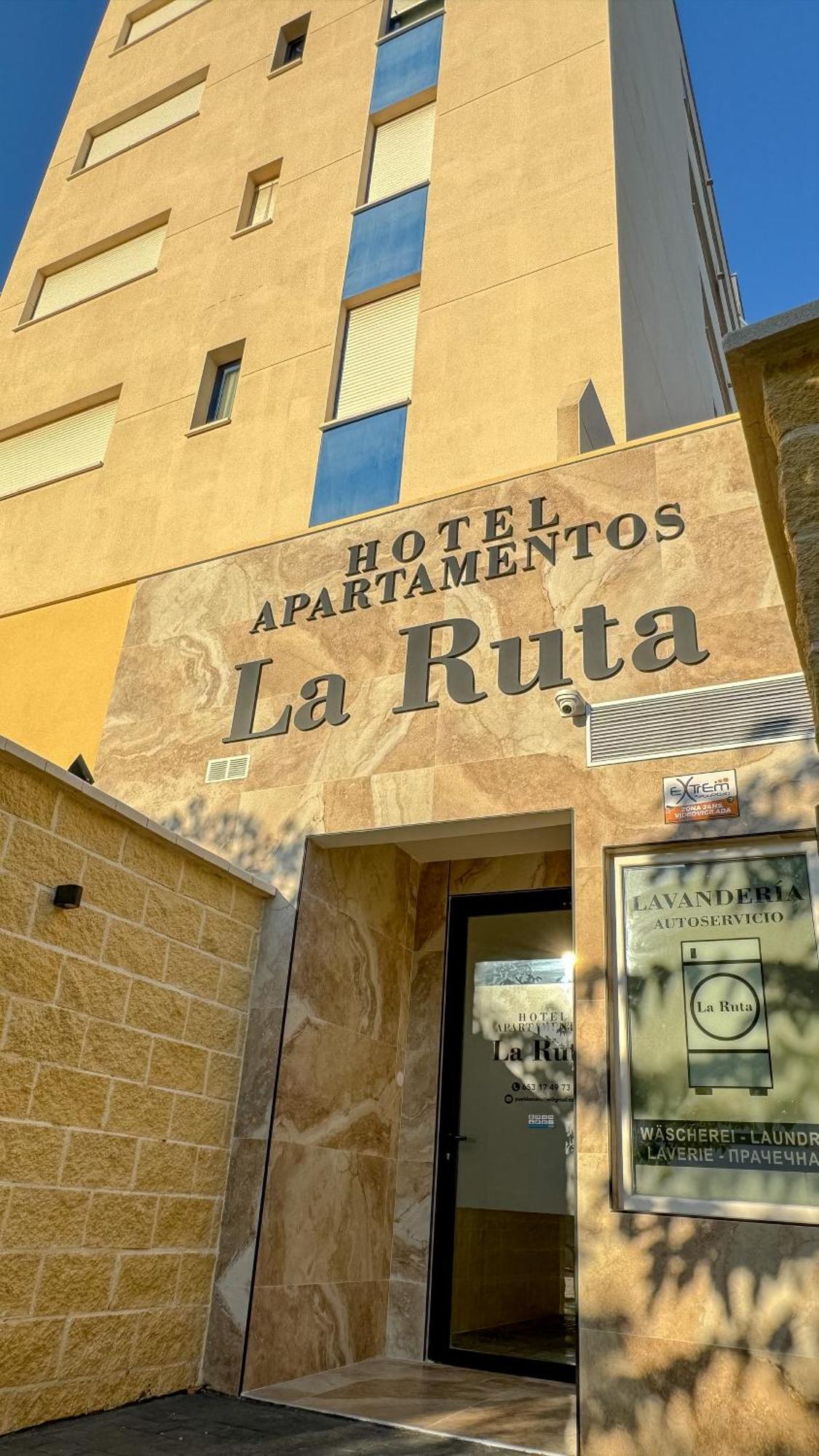 Apartamentos La Ruta Calpe Buitenkant foto